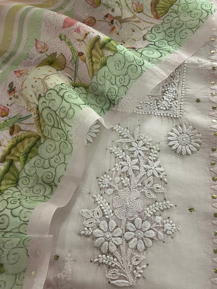 Lucknowi Chikankari 