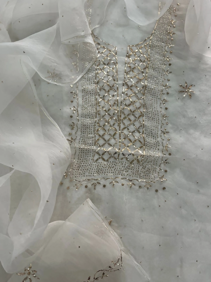 The Class Apart - Mukaish Kamdani (Dyeable)