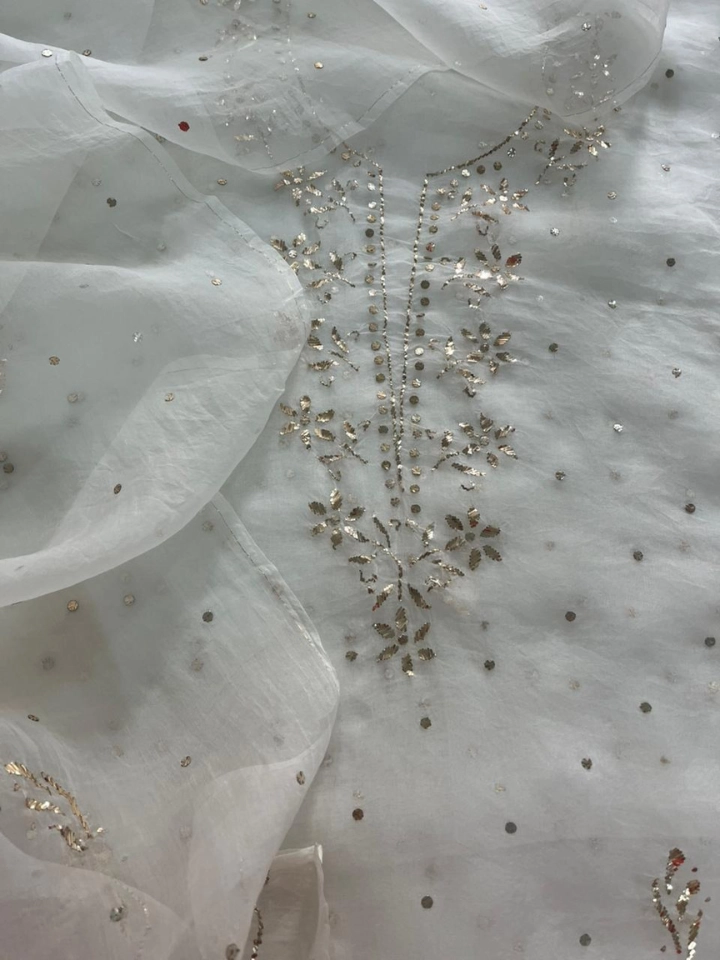 The Class Apart - Mukaish Kamdani (Dyeable)