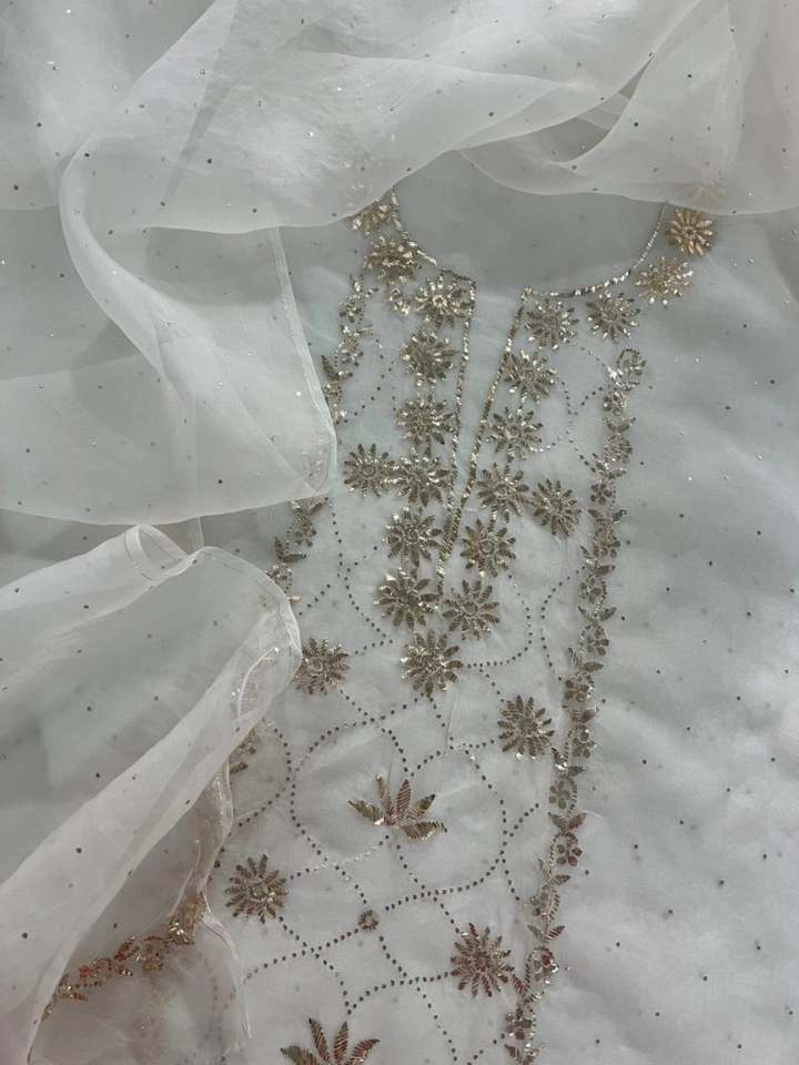 The Class Apart - Mukaish Kamdani (Dyeable)